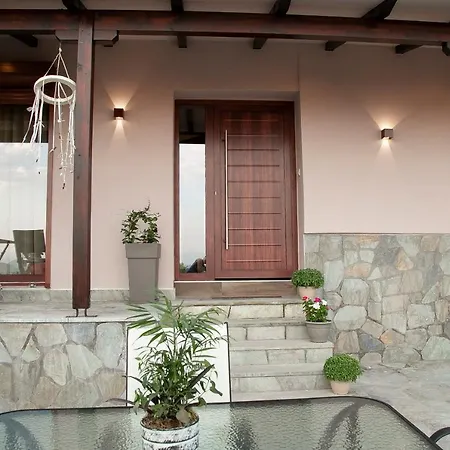 Villa Under The Rocks Meteora Panoramic View *