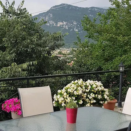 Under The Rocks Meteora Panoramic View Βίλα Καλαμπάκα