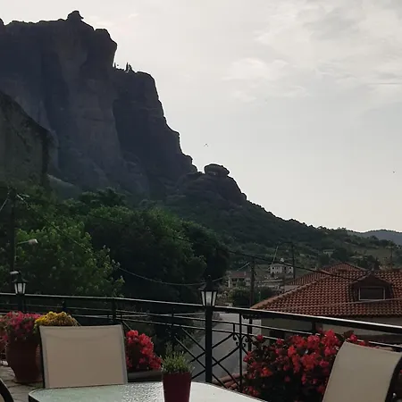 Under The Rocks Meteora Panoramic View 빌라 *
