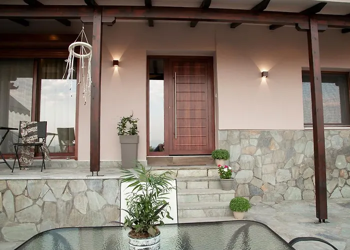 Villa Under The Rocks Meteora Panoramic View *