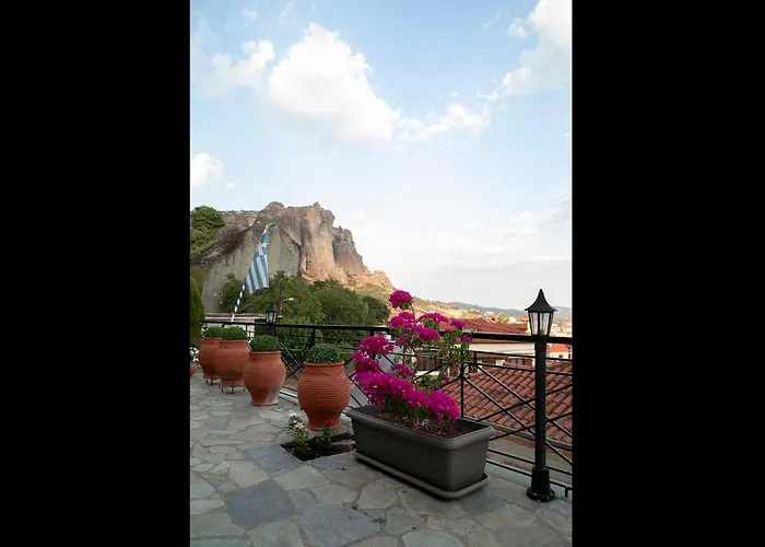 Under The Rocks Meteora Panoramic View Villa *