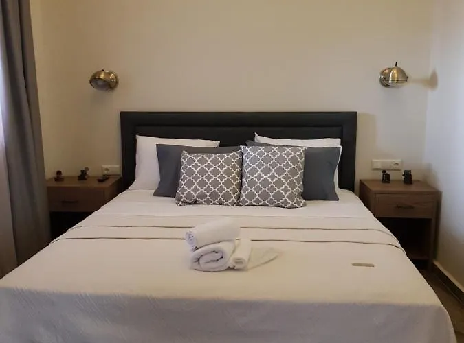 Under The Rocks Meteora Panoramic View Villa Kalambaka